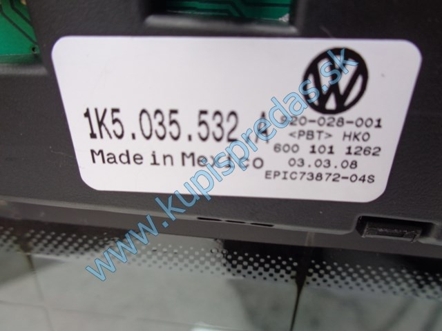 zadné sklo do karosérie na vw volkswagen jettu, 1K5845051AN